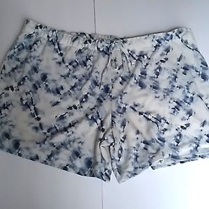 Lucky Brand short tiedye white & blue XXL